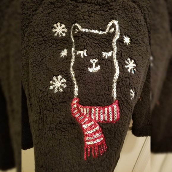 Fuzzy Llama Sweater - Picture 4 of 6